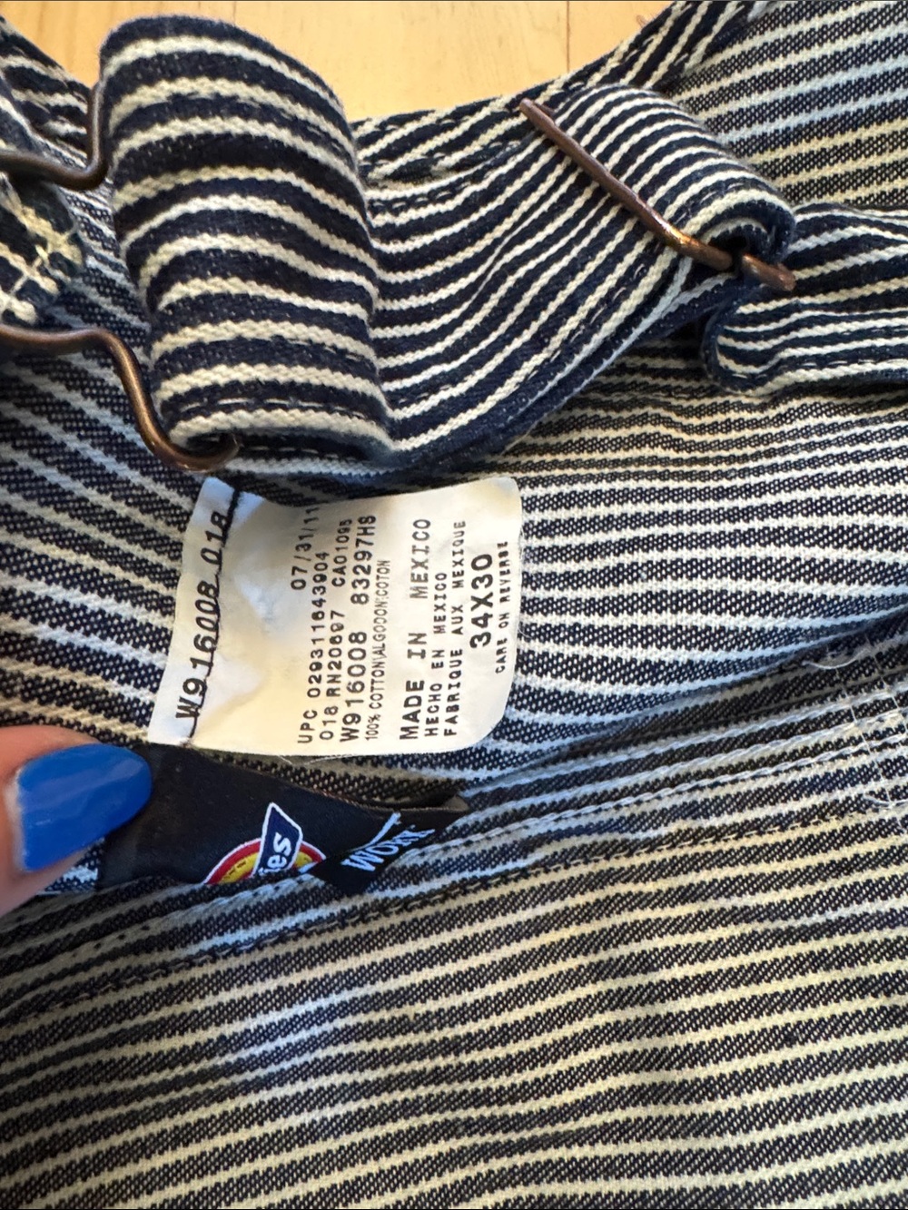 Dickies Hickory Stripe Overalls White Blue Striped Denim Bib Conductor-Workwear - Picture 4 of 5